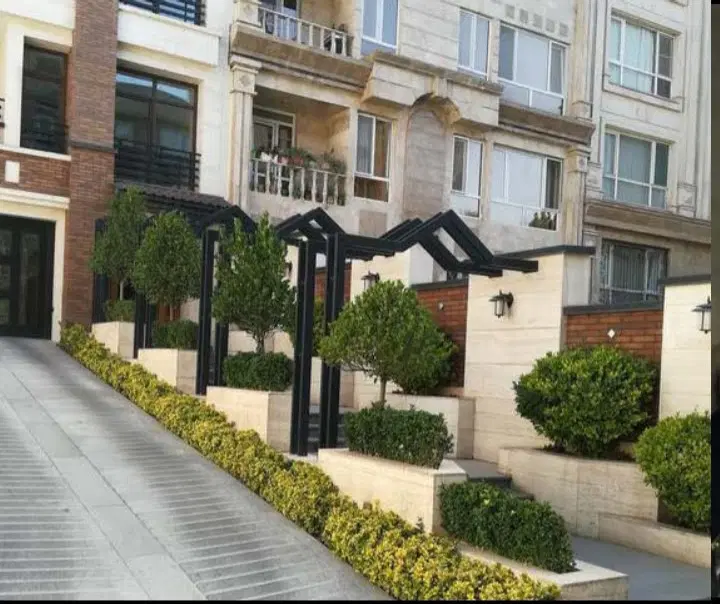 آپارتمان ۱۷۵ متری،۳ خوابه،تاپ لوکیشن فرمانیه