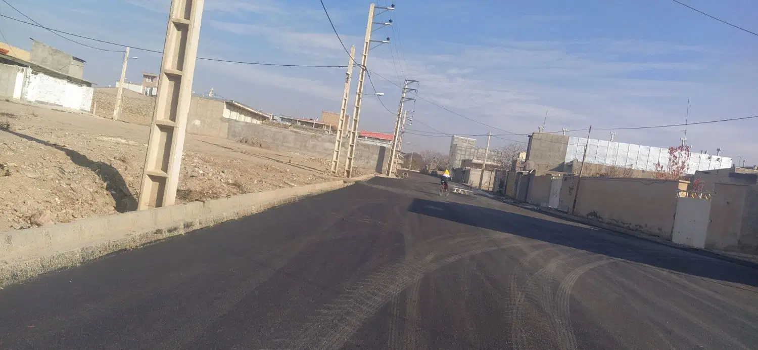 فروش دو قطعه زمین در خیابان شهید بهشتی روستای قروه