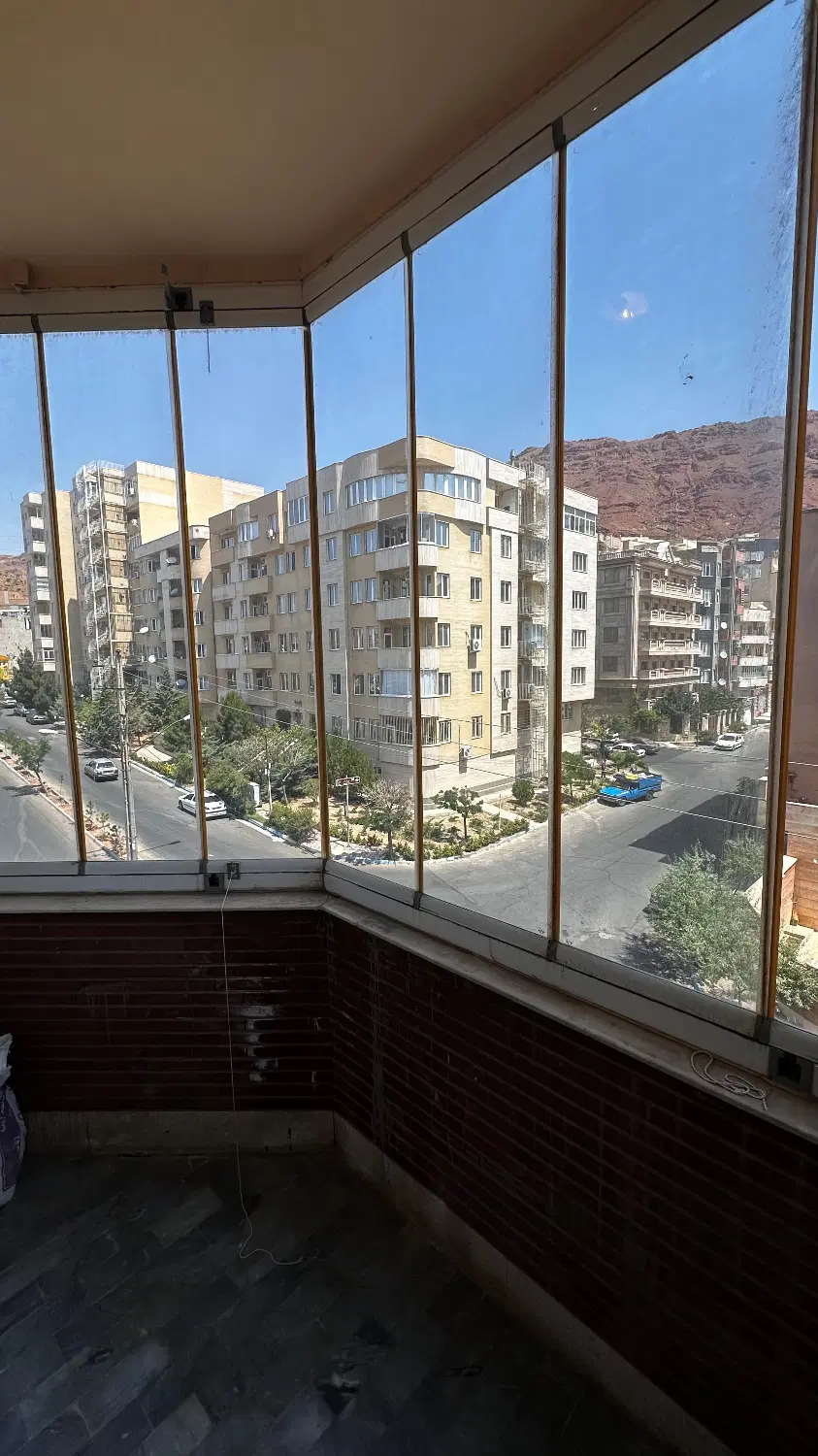 ۱۵۰ متر ۳ نبش رشدیه