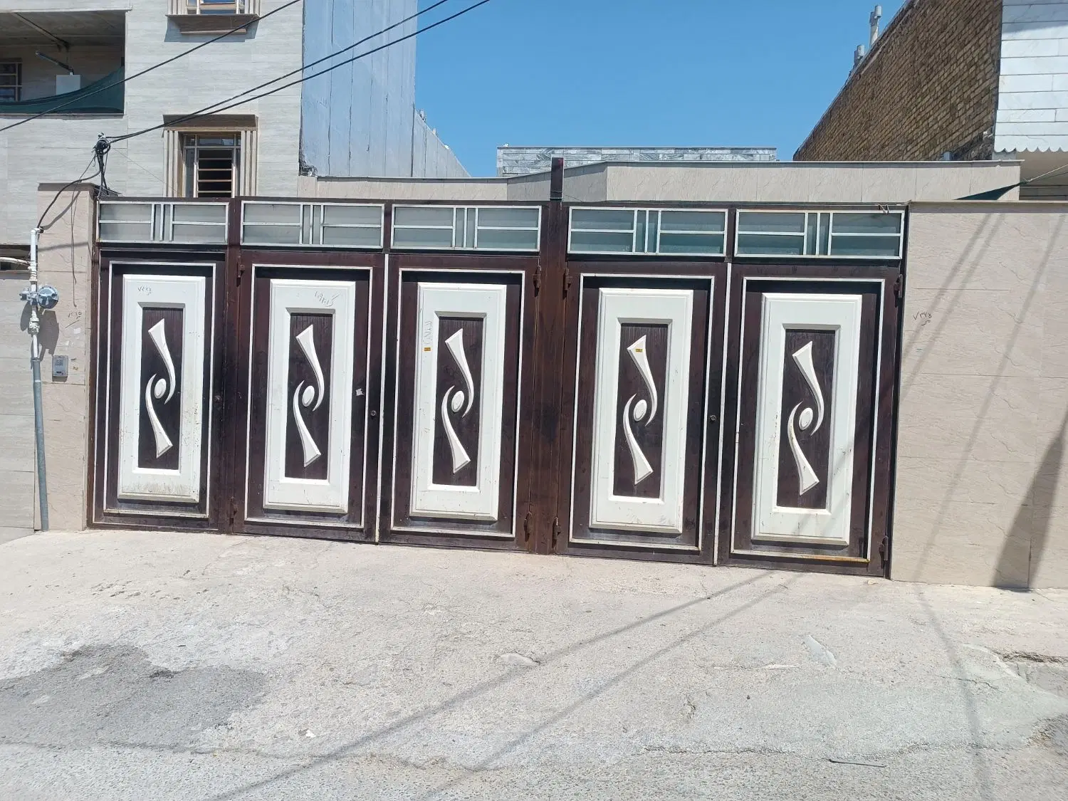 فروش یک دستگاه ساختمان ویلایی مسکونی
