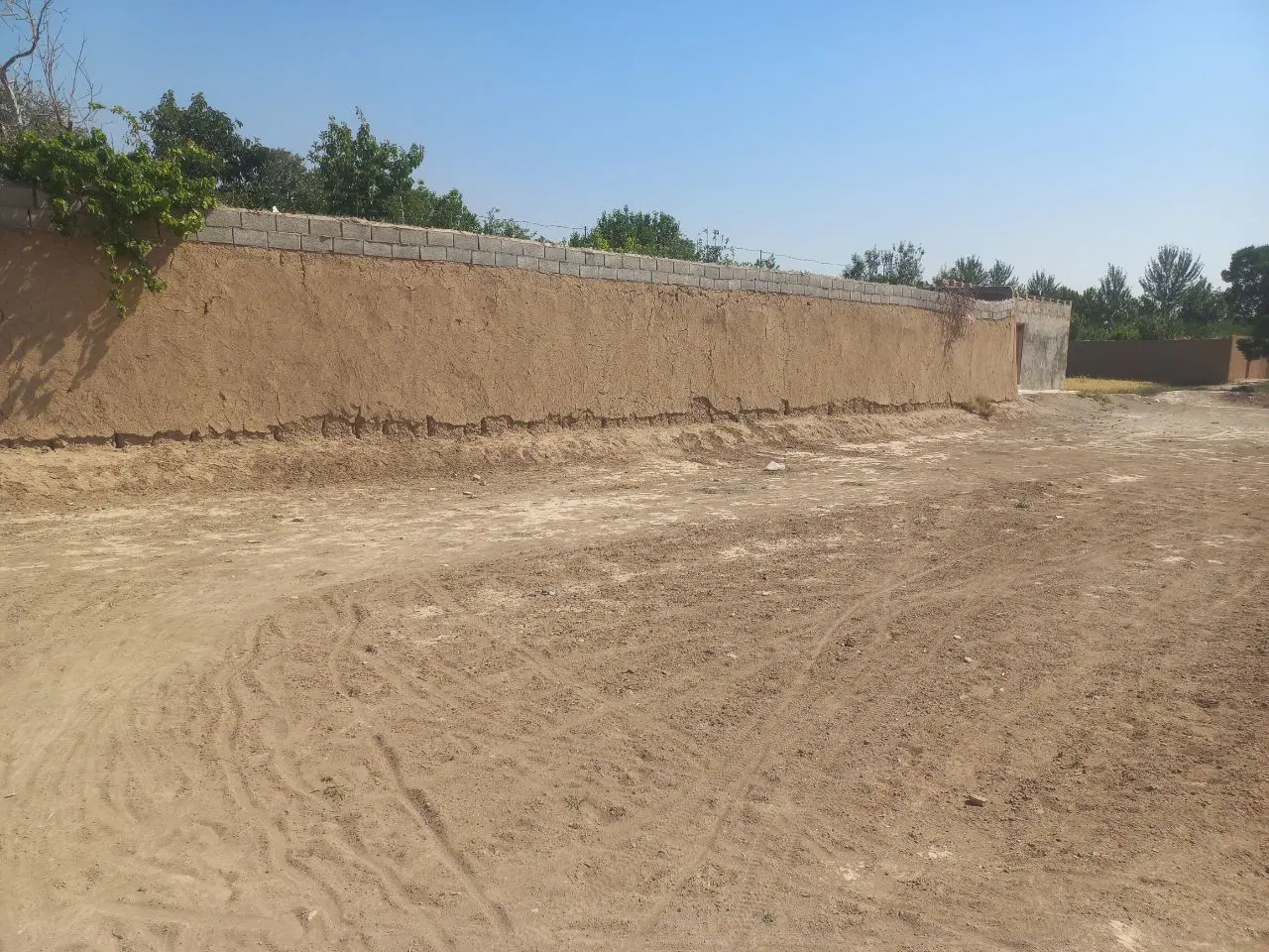 زمین معاوضه با خودرو یا ملک ساختمانی