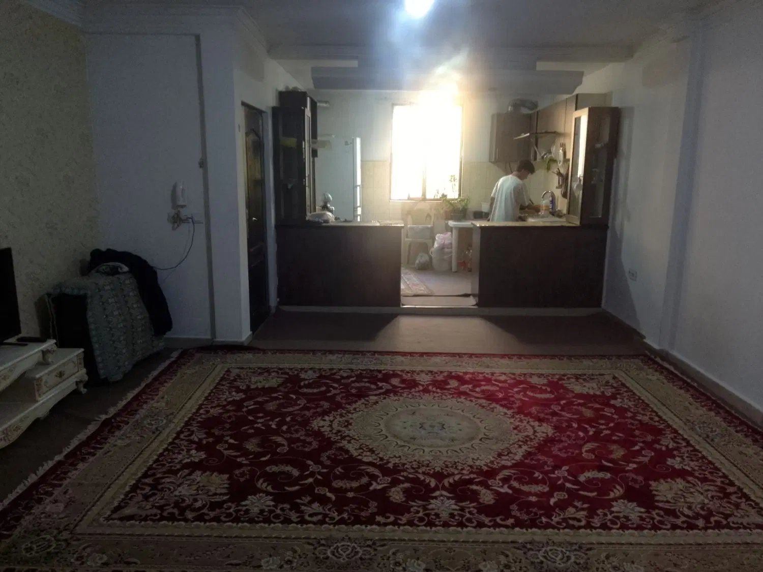 75متری طبقه اول رو همکف سرو7  زیر قیمت
