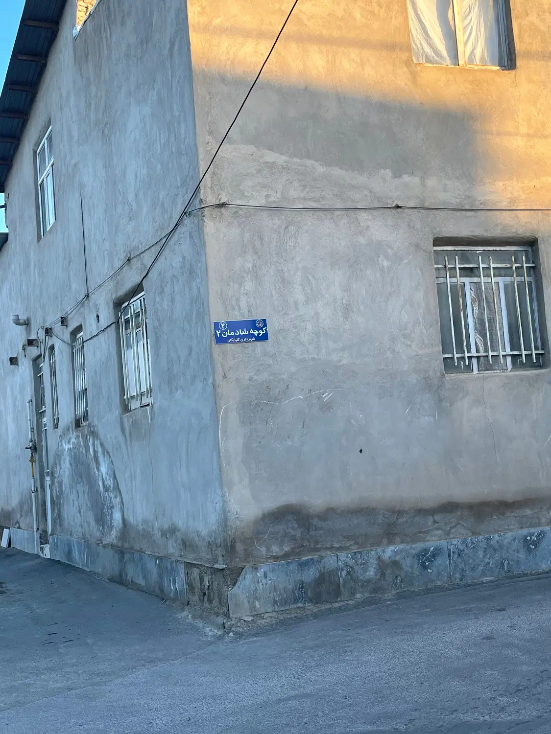زمین ۱۳۴ متر بلوار ولیعصر