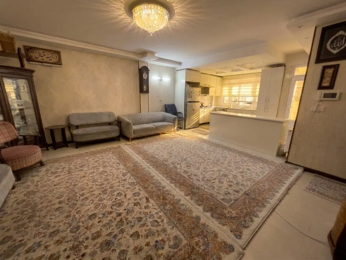 80 متر،شارق ۲ خواب،تک واحدی،فول امکانات،تاپ لوکیشن