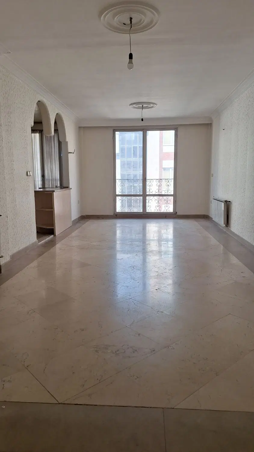 رهن و اجاره آپارتمان ۹۲ متری در پیروزی