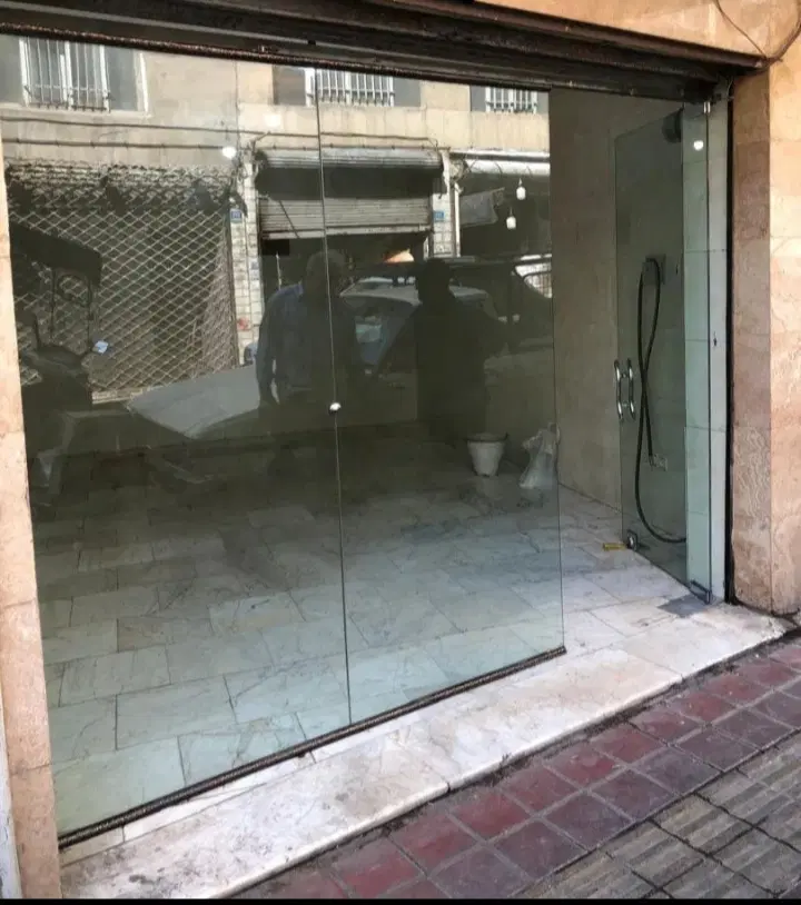 اجاره مغازه 12متر بر خیابان اصلی