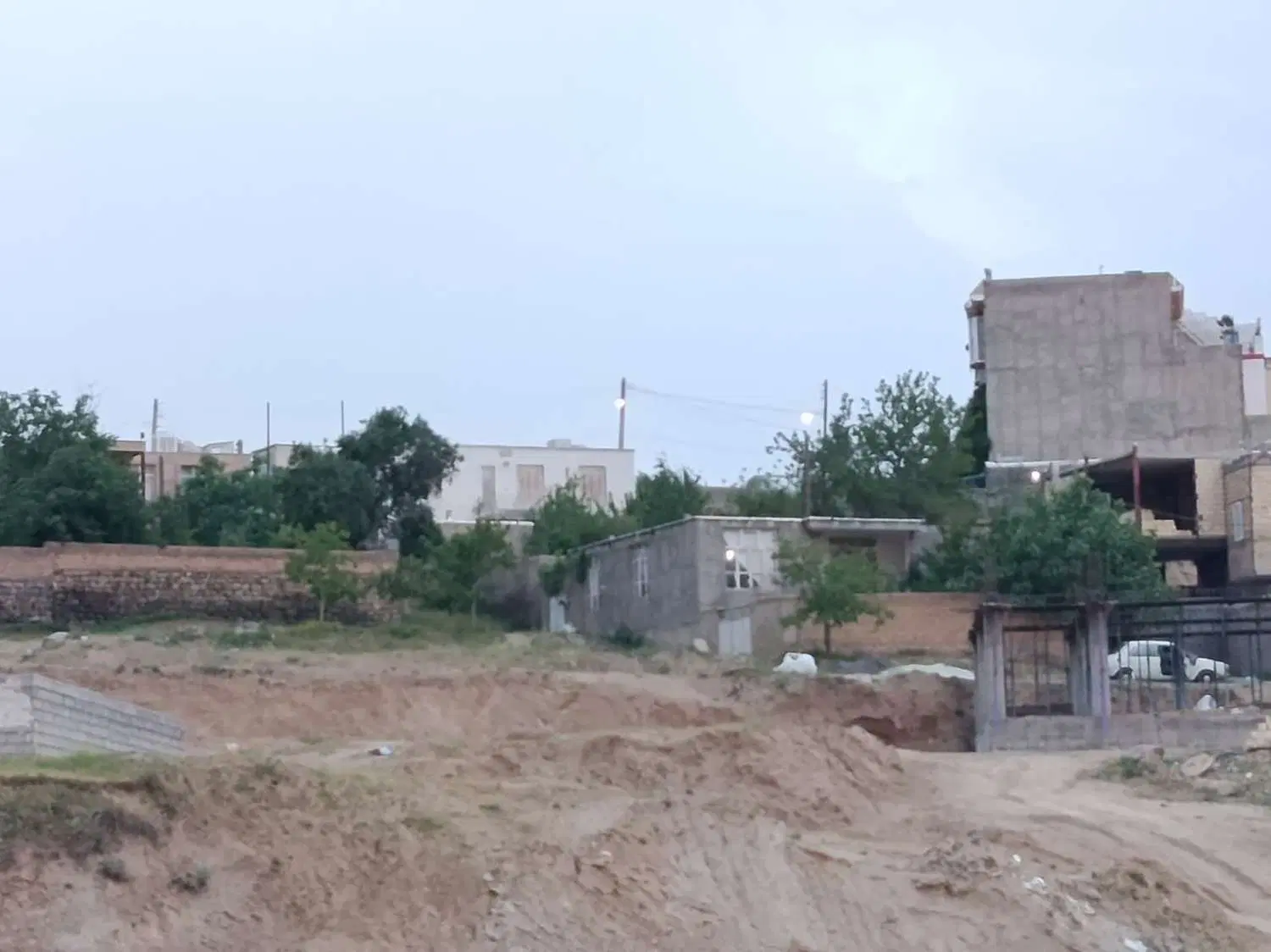 فروش۲۰۰ متر زمین شهرک امامزاده عبدالله ارتیمان