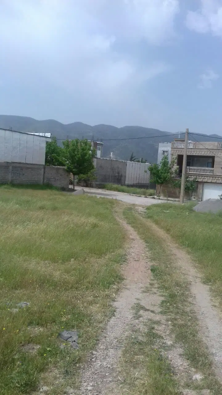 زمین مسکونی