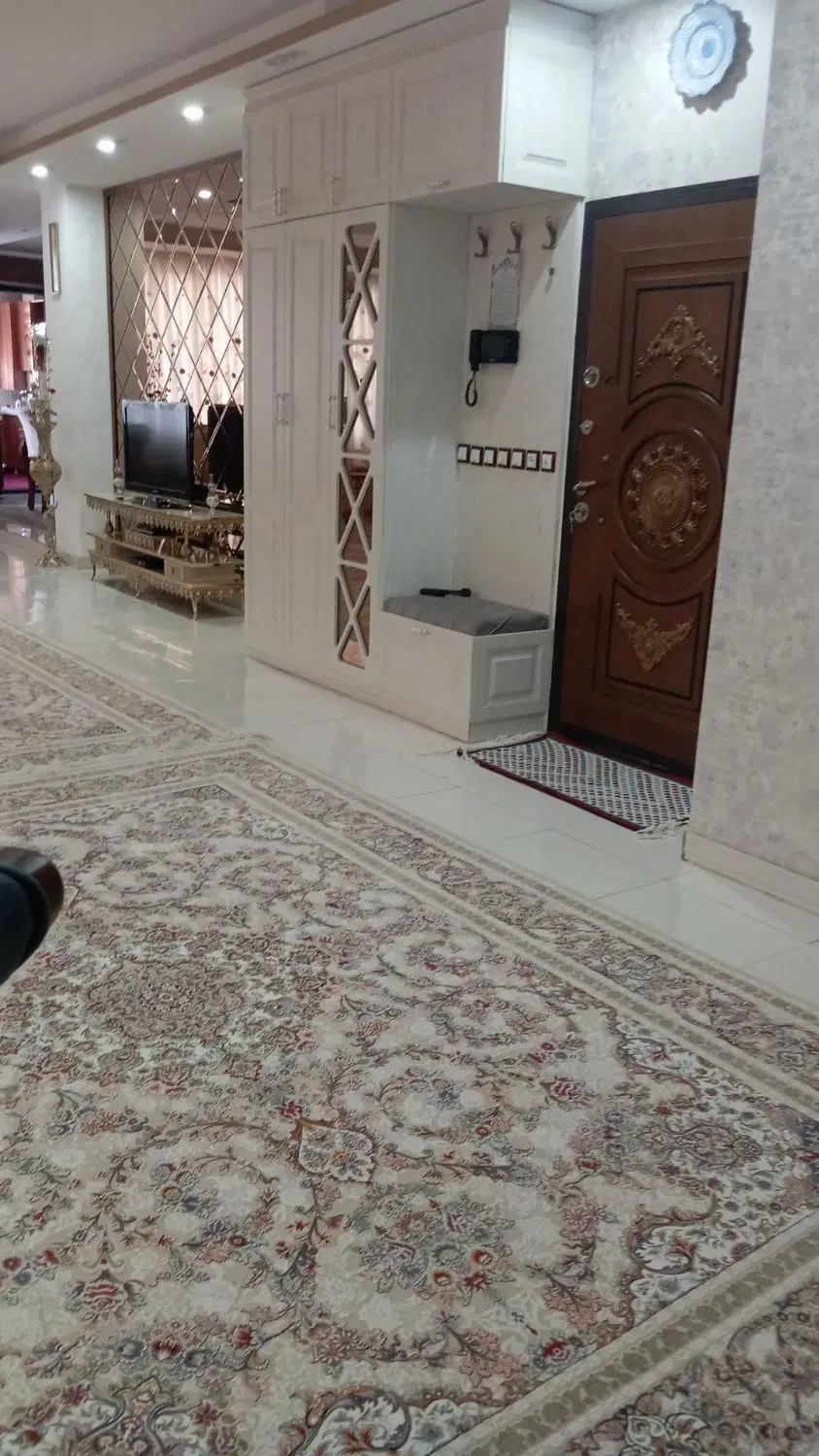 آپارتمان الهیه 250 متر