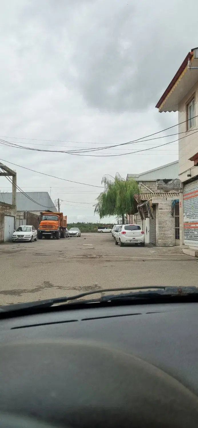 انبار ،مغازه ۶۵ متری فلکه رازی ،حبیب زاده