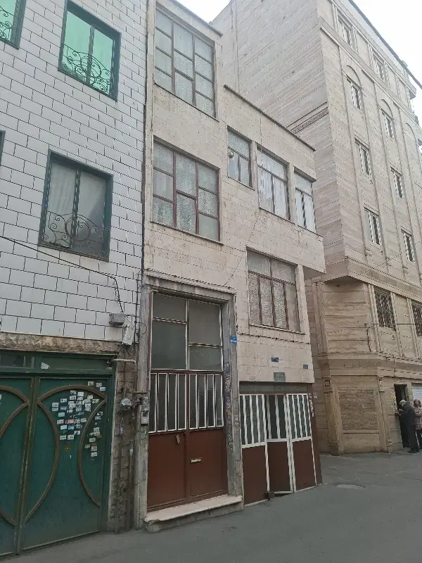 خانه ۷۸ متری دربست بازسازی شده با ساخت