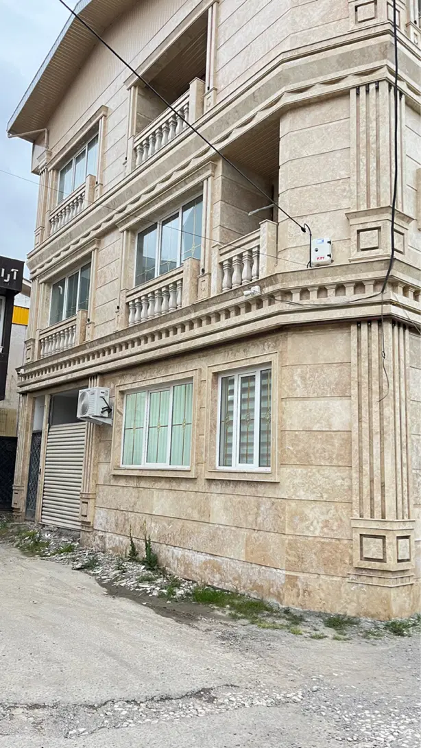 فروش واحد نوساز ۳ خواب ۱۰۹ متری جاده لاهیجان