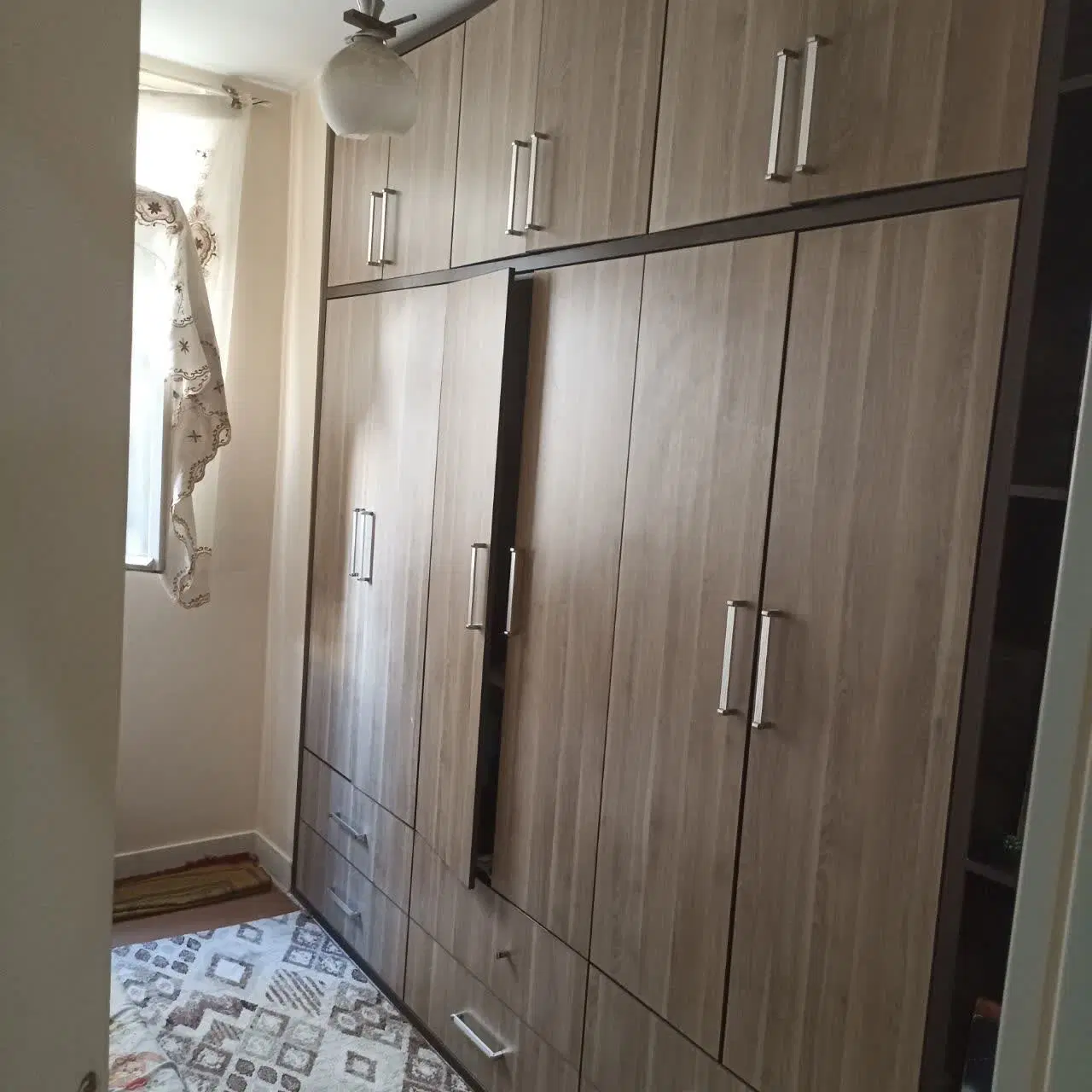 واحد 72متری با پارکینگ و انباری