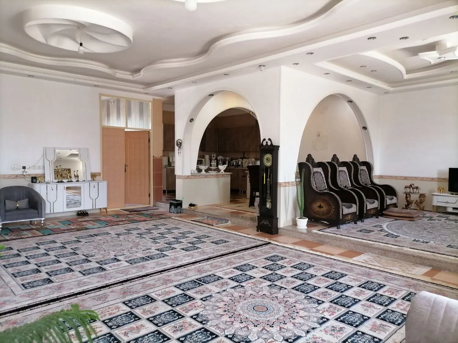 فروش خانه ویلایی در شهرستان بردسیر  کرمان