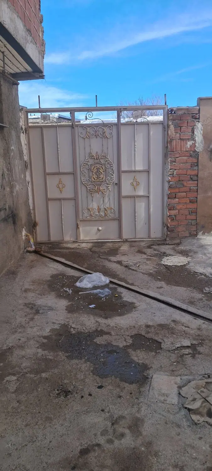 زمین مسکونی ملاباشی ۱۳۵ متر