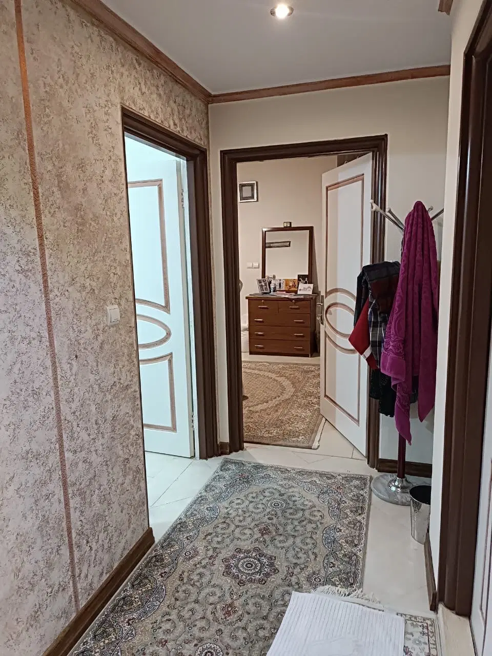 فاز۲،خیابان بوستان، ۱۵۰متر،۳ خواب، آسانسور پارکینگ