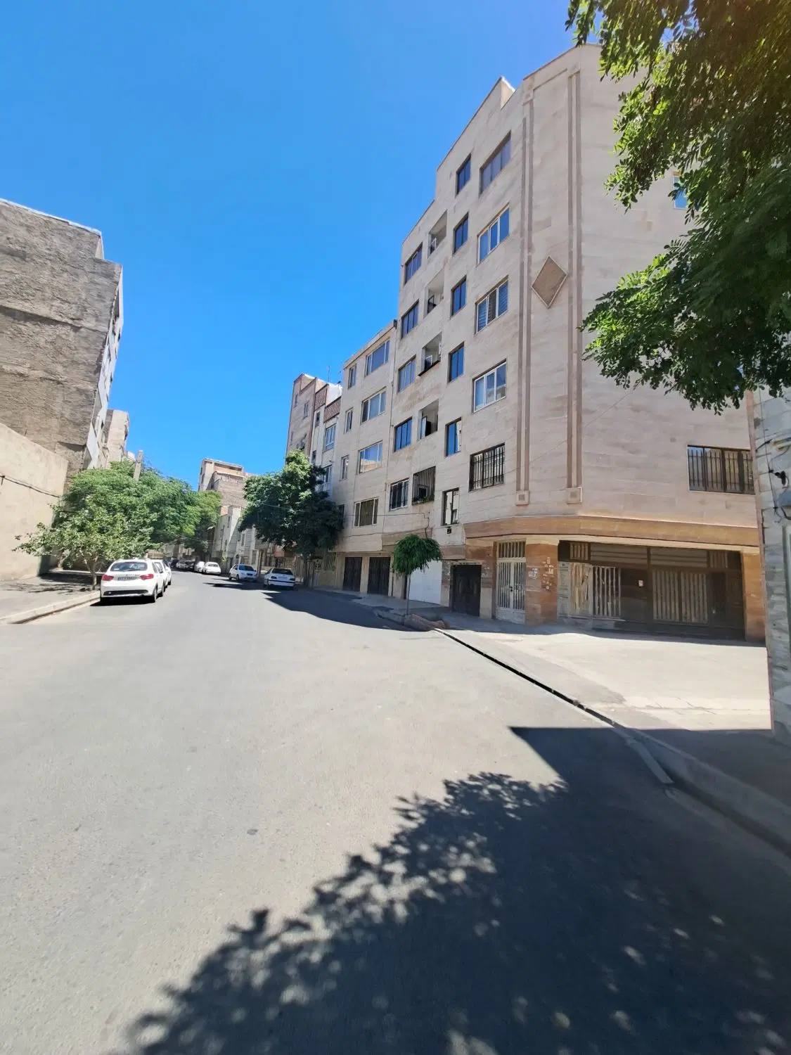 اجاره ۹۰ متر تک واحدی _ خیابان چمن