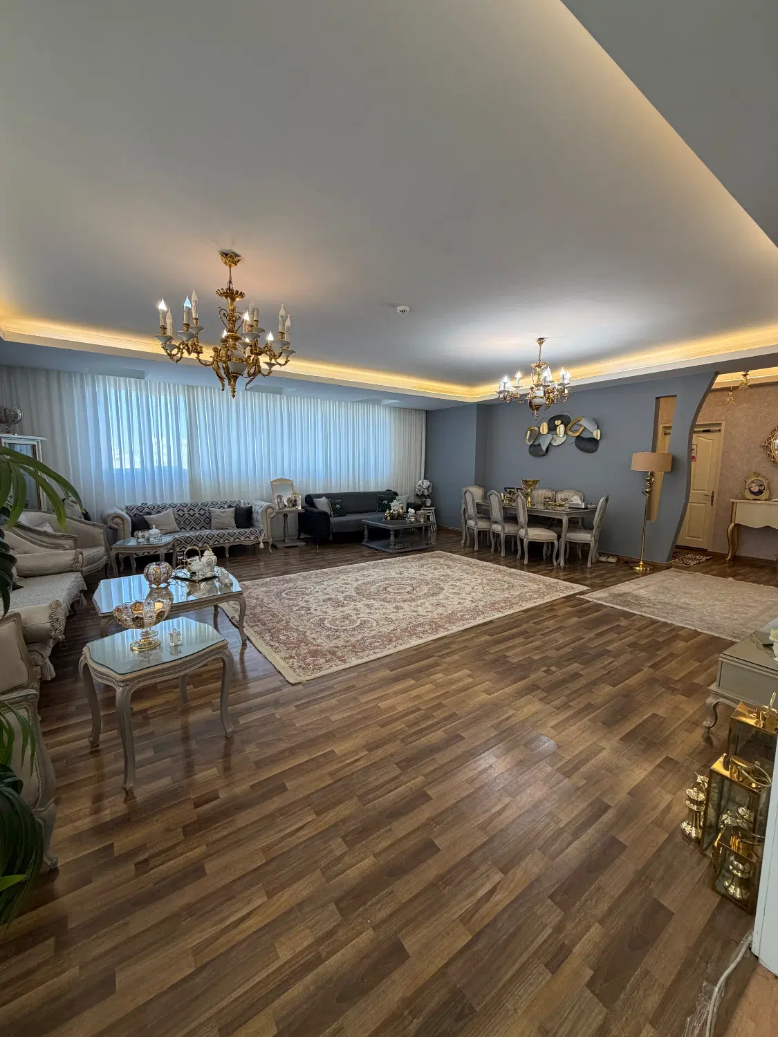 ادارتمان در مرزداران نیاوران