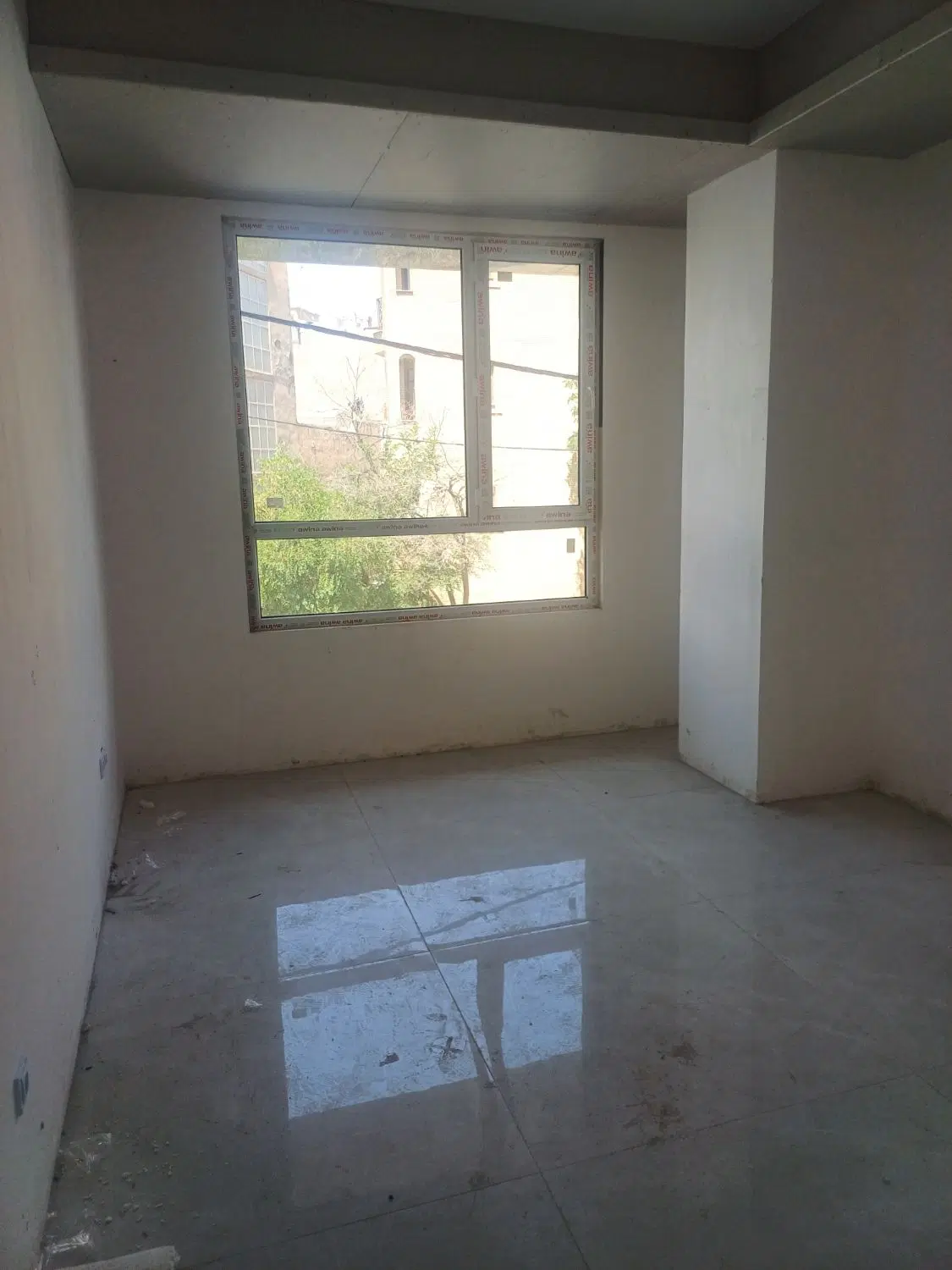 آپارتمان ۱۰۵ متری دانشگاه(فروش و معاوضه)
