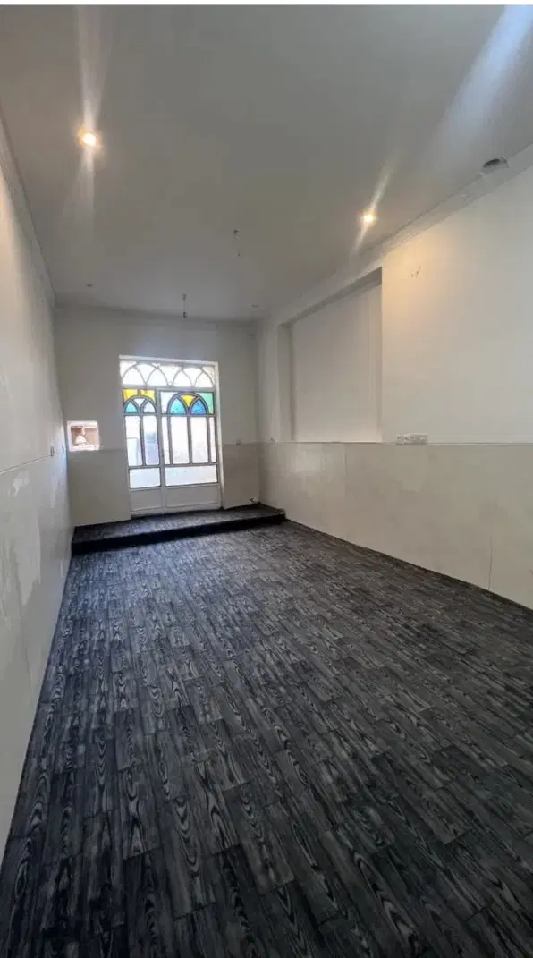 ۷۰ متری خوش قیمت خیابان امام