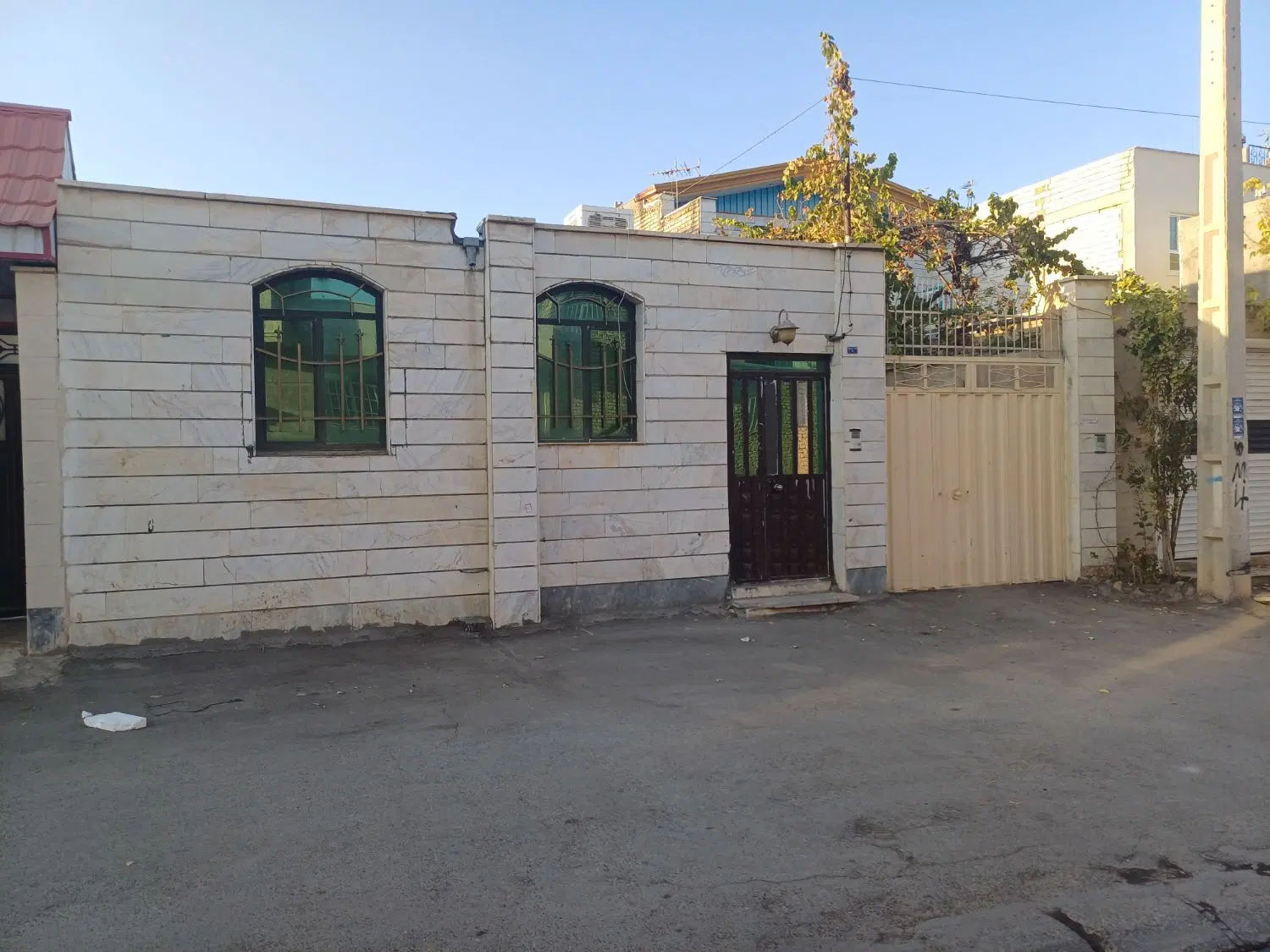 خانه اجاره ای( میدان جانبازان)