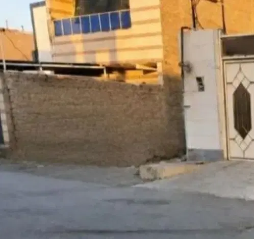 زمین ۱۴۲