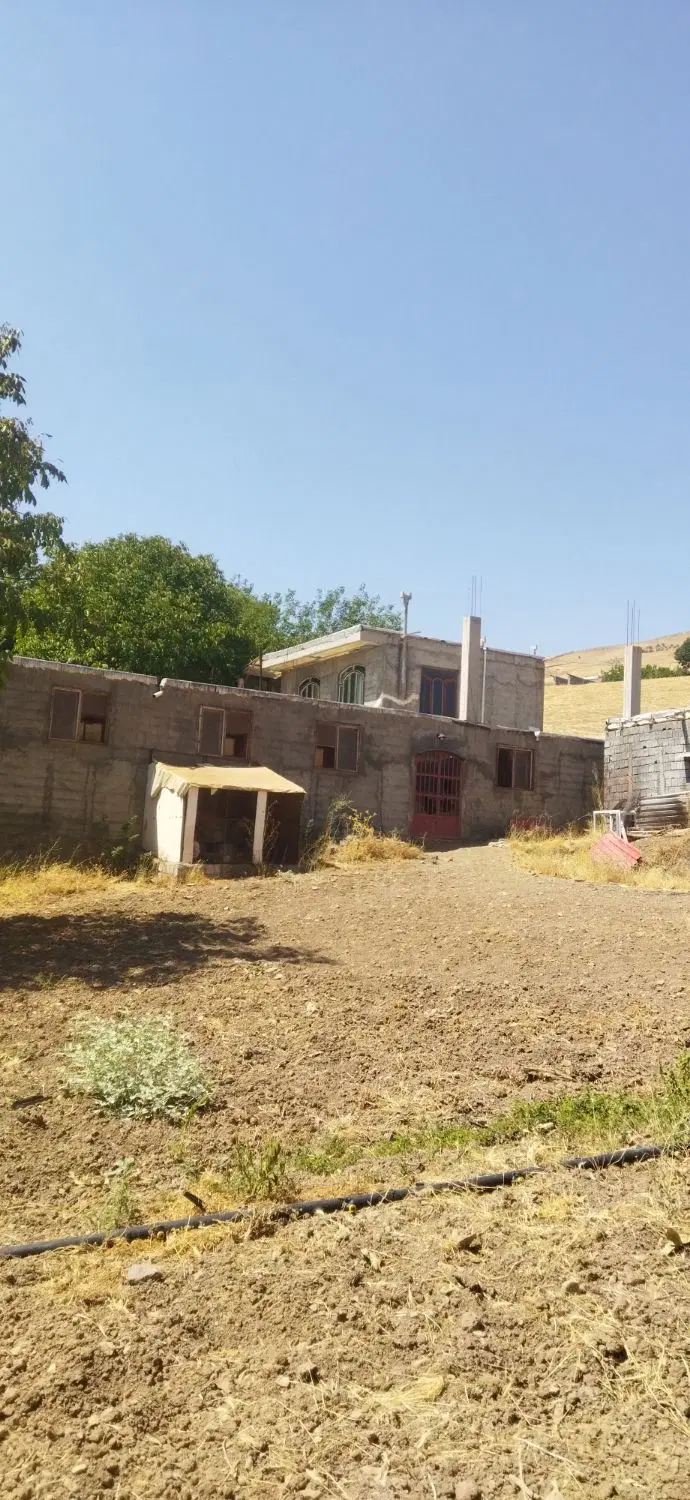 اجاره سالن ۳۰۰متری