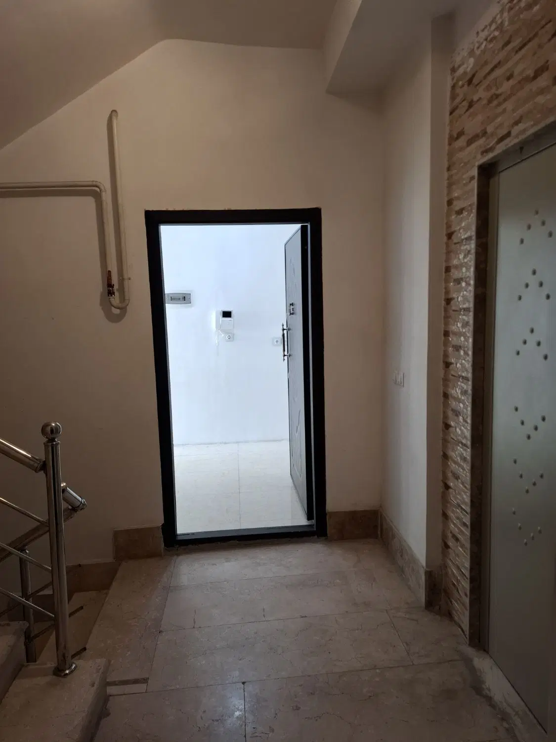 اپارتمان ۹۵متر فول امکانات