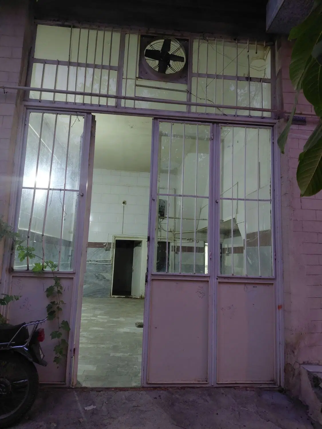 اجاره مغازه استانداری