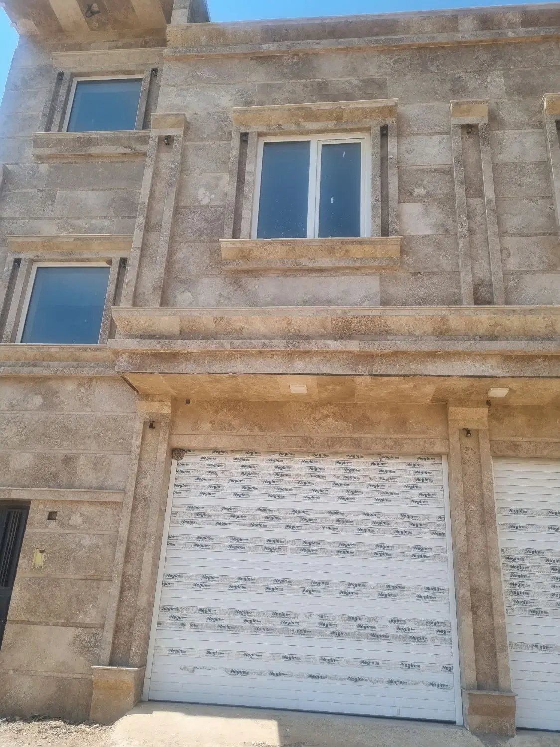 فروش سه خواب ۱۷۰متری
