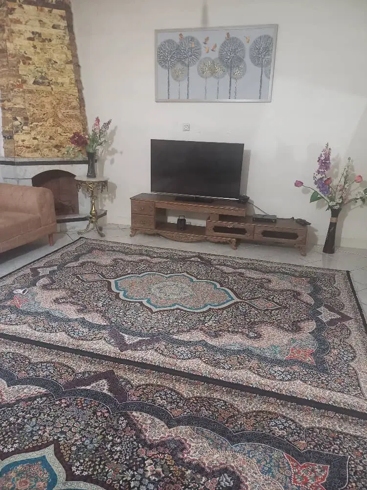 واحد ۸۵ متر شرقی قلم