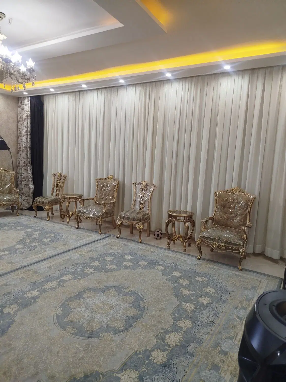 آپارتمان۲۵۰متر۱۶۰متربنا توس۹۷الزهرا۳۵