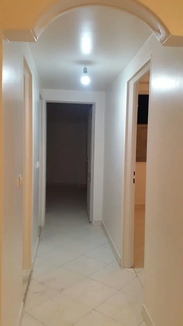 آپارتمان طبقه سوم