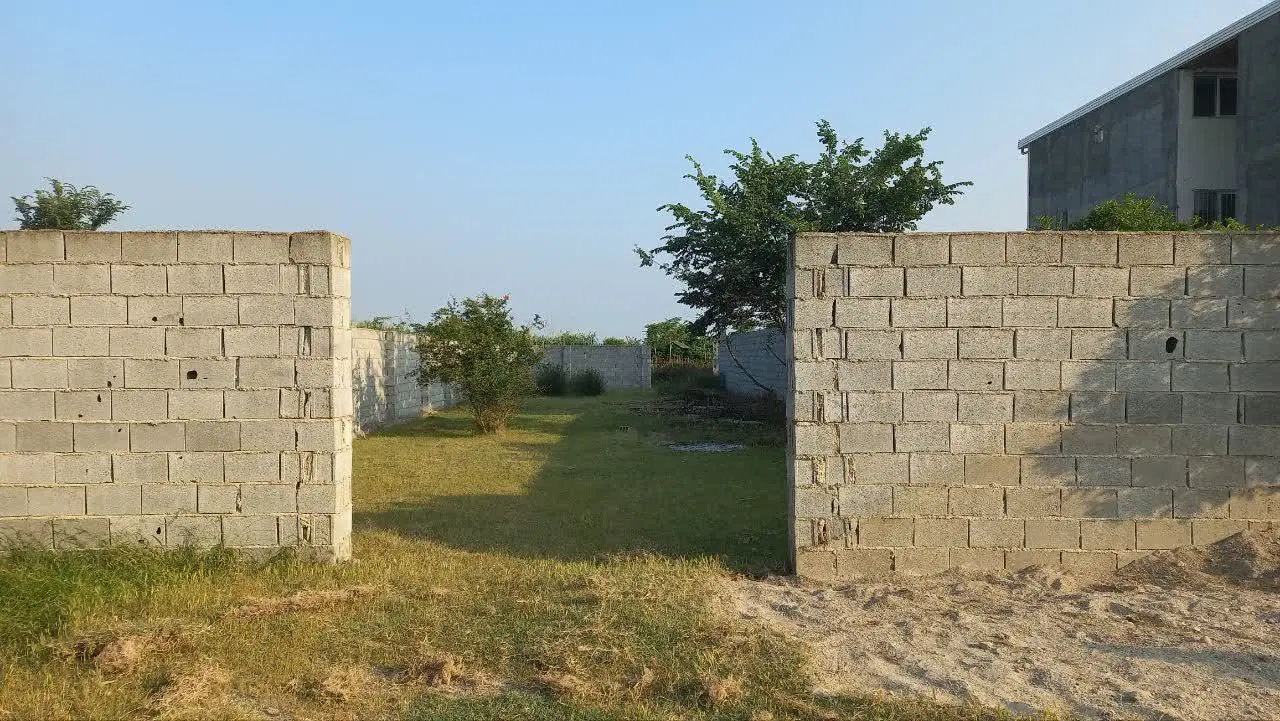 زمین با کاربری مسکونی ۴۰۰ متری