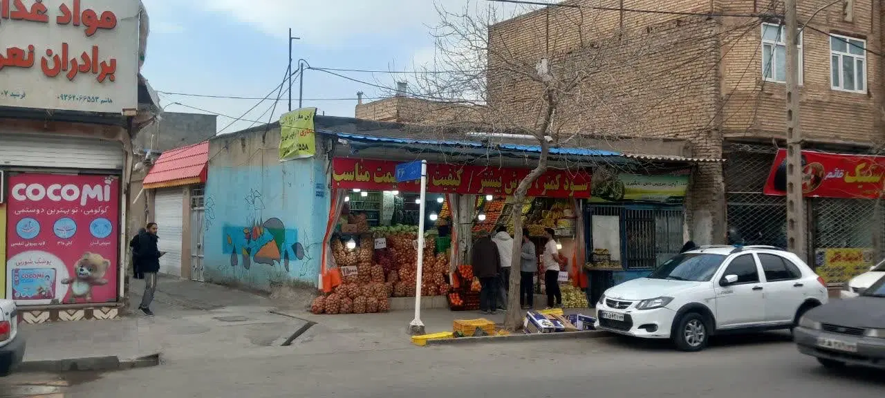 فروش دو دهنه مغازه به متراژ ۴۰ متر