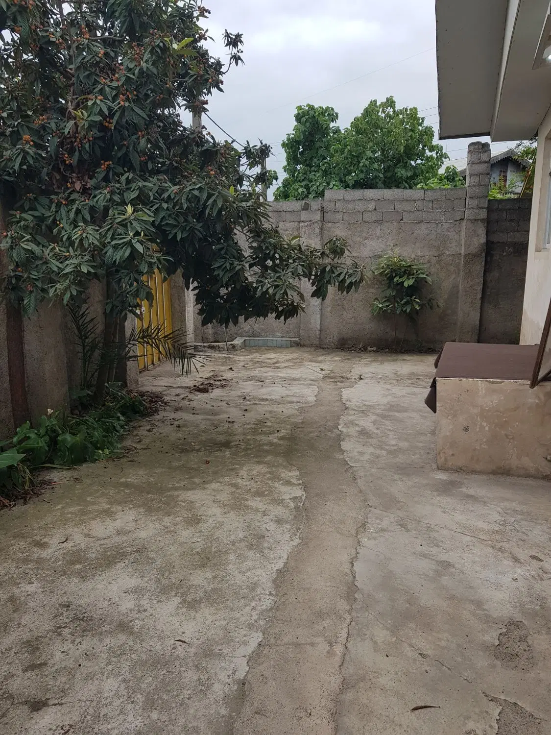 خانه ویلایی حیاط دار با پارکینگ
