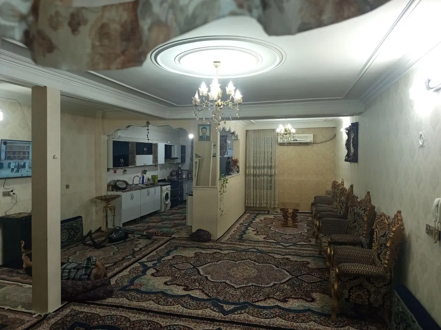 _۱۴۰متر زمین_۲۲۵متر بنا_حیاط دار_ محدوده قبادی