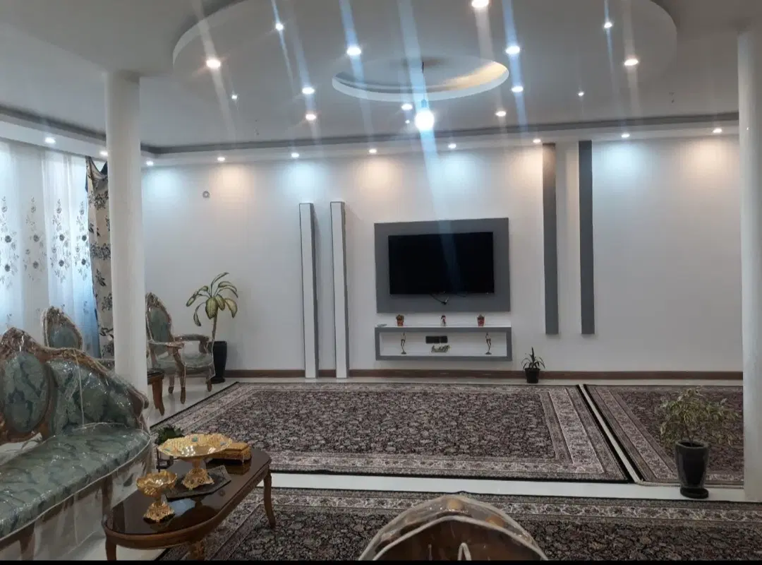 خانه شخصی مستقل دو بر در اراک،روبروی شهرک کوثر