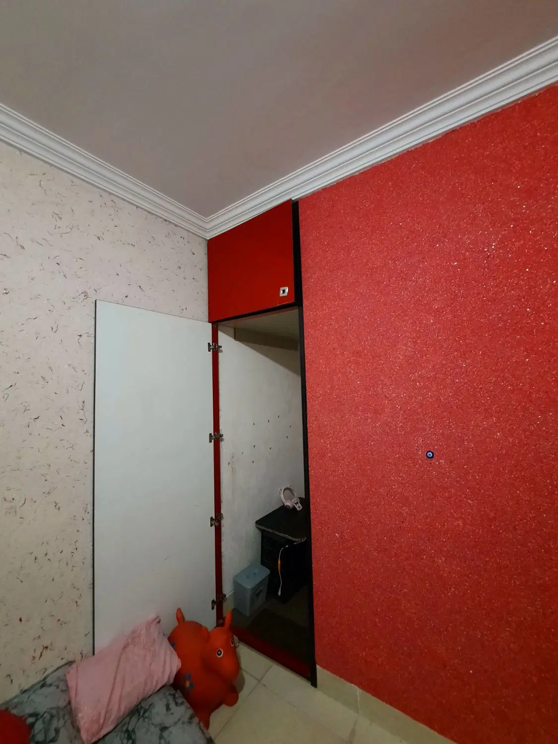 رهن و اجاره ۸۵ متری شهرک مدنی