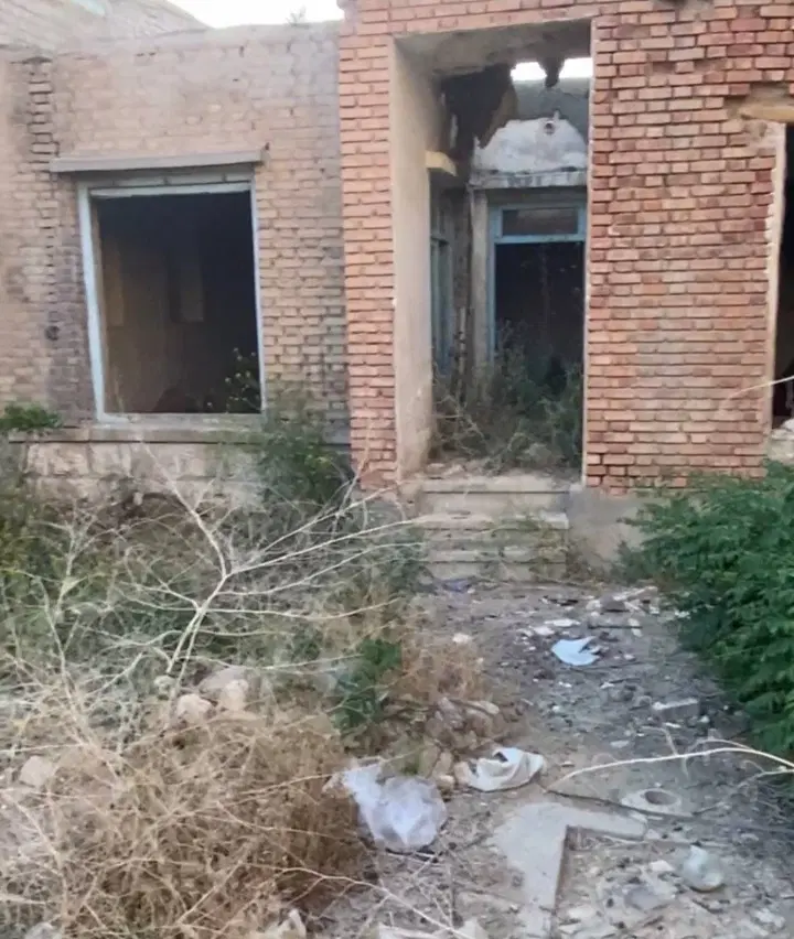 زمین کلنگی دارای آب،برق،گاز