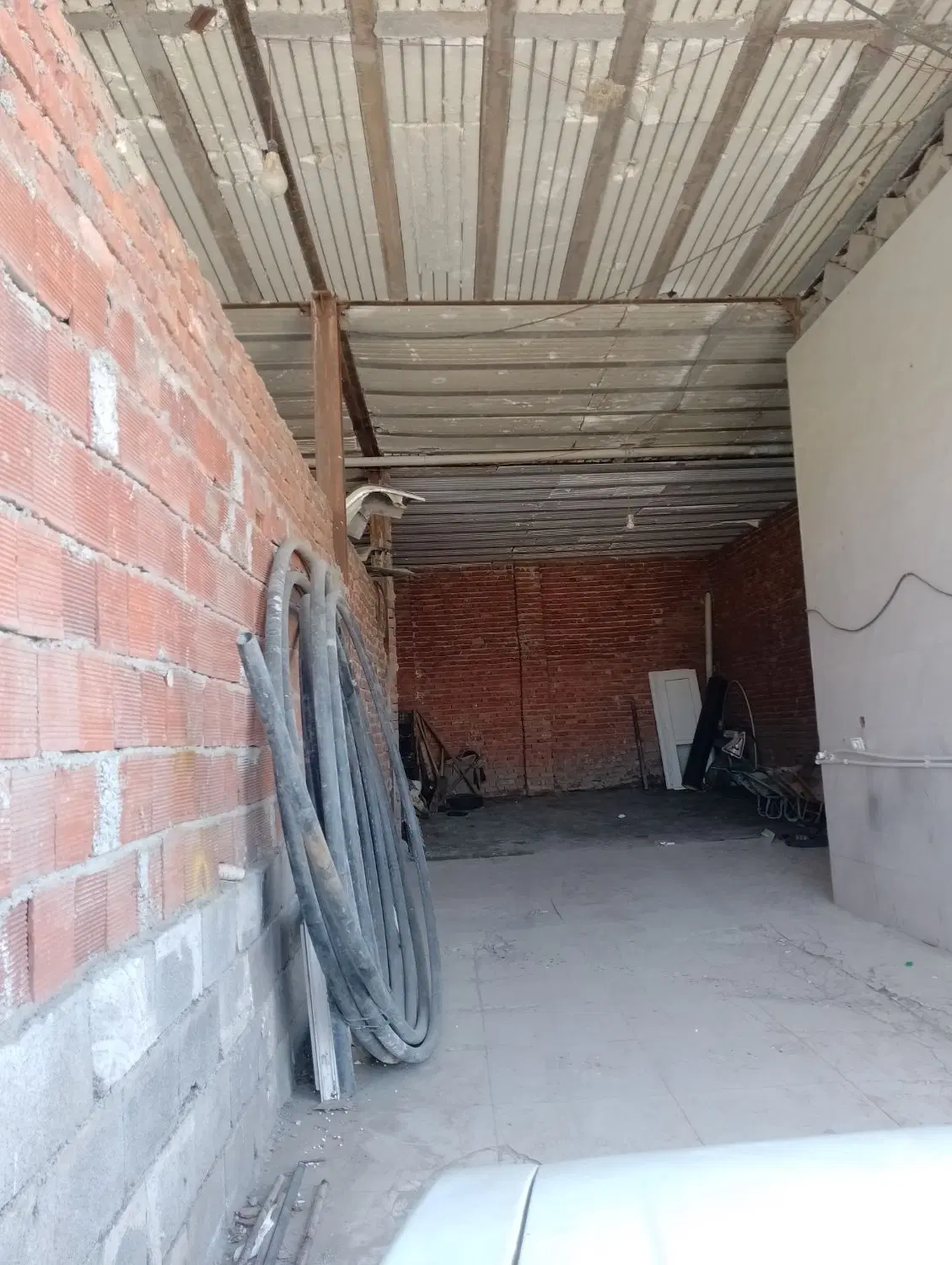 کانی دینار مغازه‌های اجازه