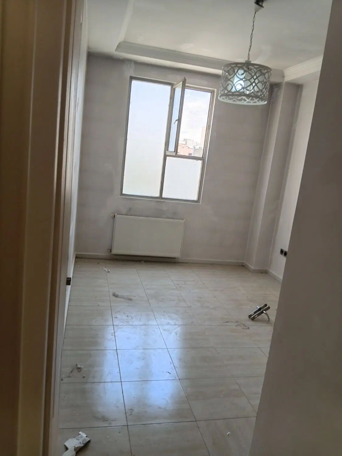 کسری شمالی ۱۰۵ متر