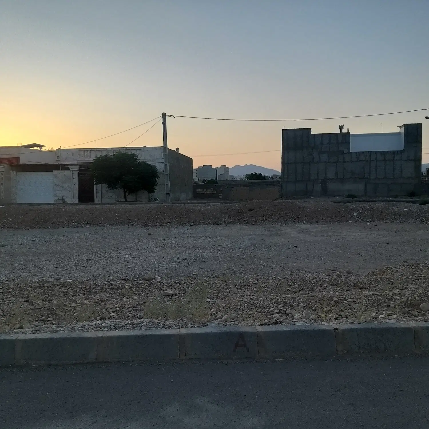 فروش زمین در منطقه باغ بادامی