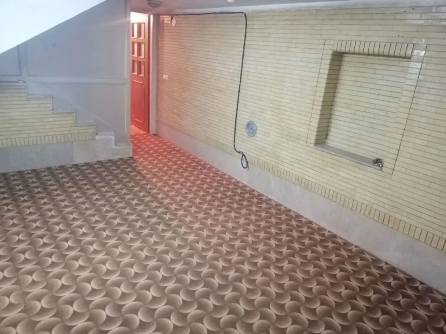 سوییت 60 متری انشعابات و درب مستقل در شهرک گلستان