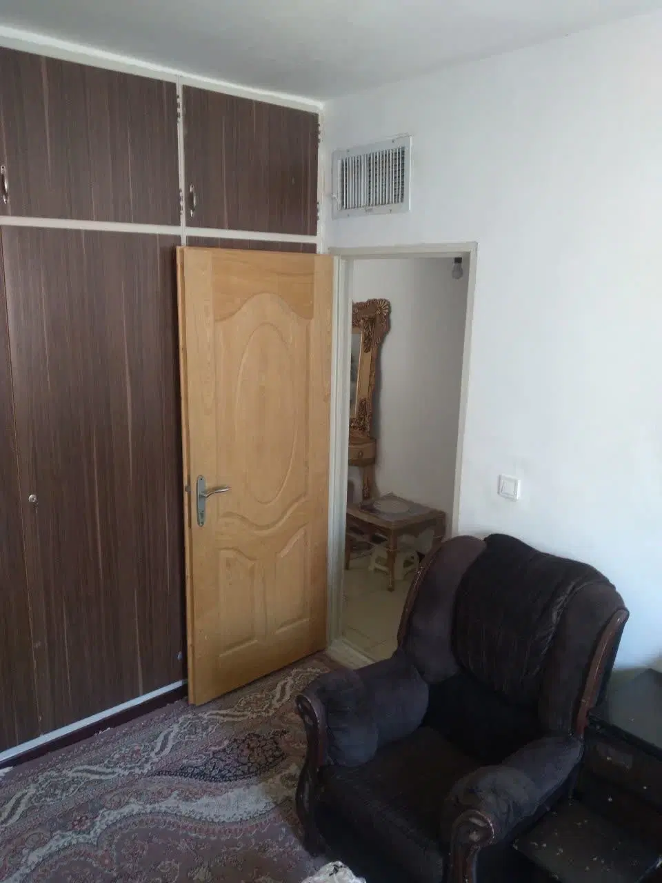 آپارتمان مهرگان