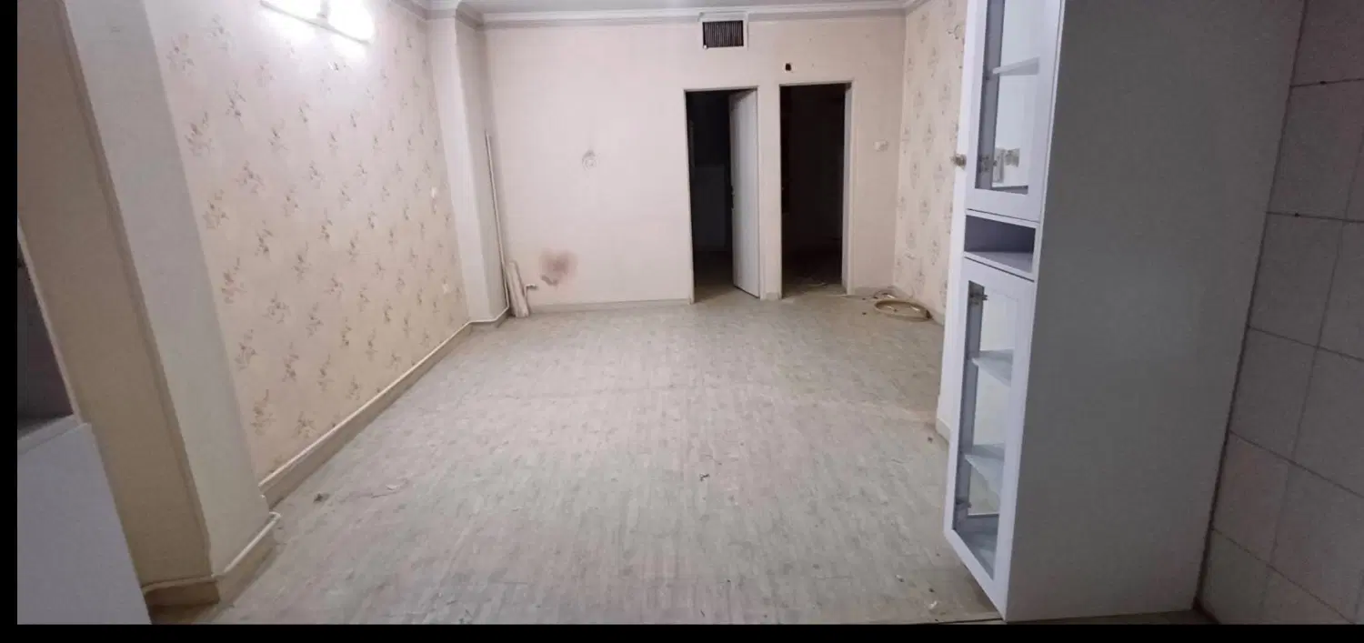۶۵ متر ۲ خوابه پارکینگ دار