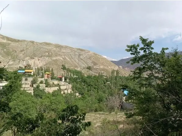فروش ۳۰۱ متر زمین با ۳۰۱ متر بنا (برگه جهان)