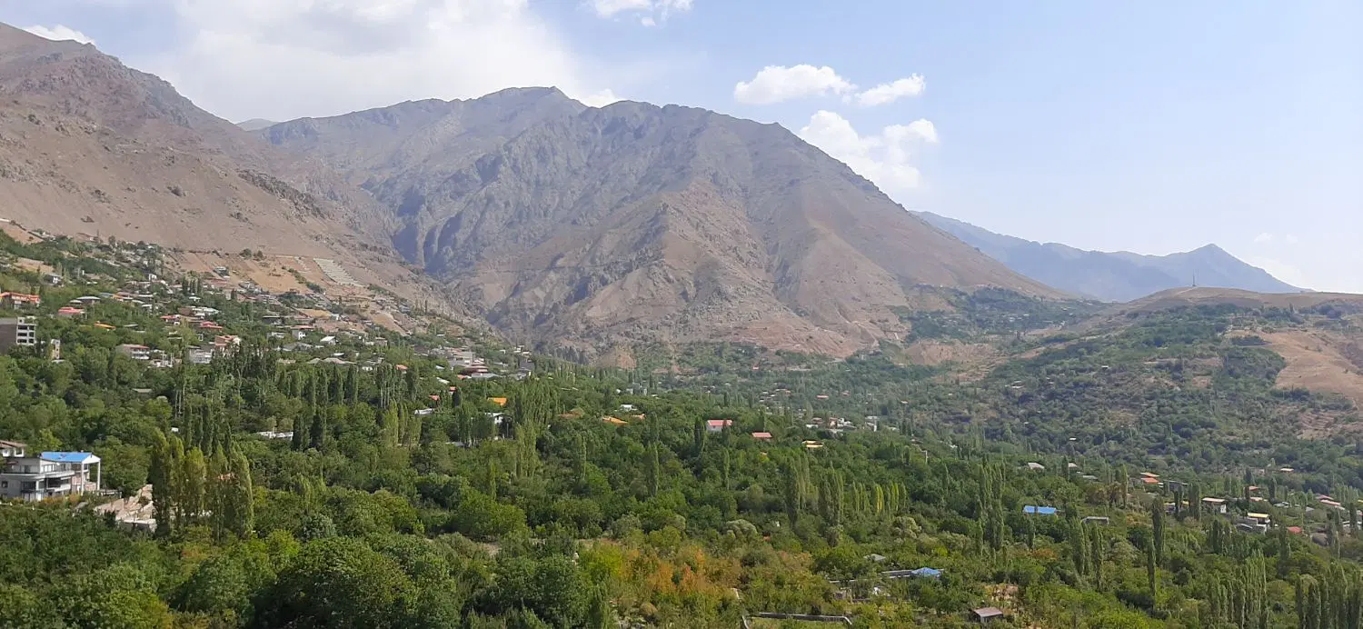 زمین به مساحت ۶۰۰ متر به فروش یا معاوضه میشود
