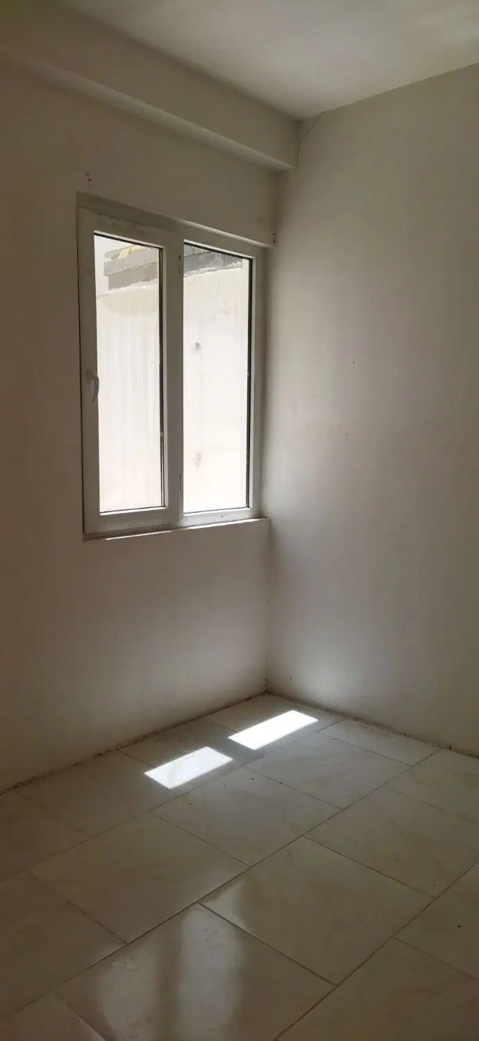 واحد ۱۰۵ متری خام در پروژه ای به نام