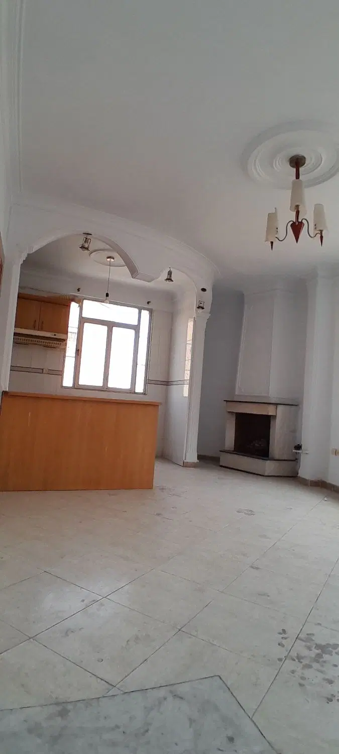 ۴۴ متر ط دوم ۱۰ متر انباری سندی